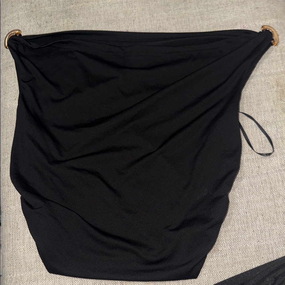 SHEIN Black Garment Tag